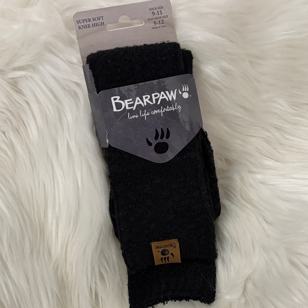 Bearpaw Women’s Knee High Socks